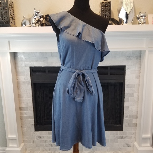 Michael Kors Dresses & Skirts - Michael Kors one shoulder chambray dress